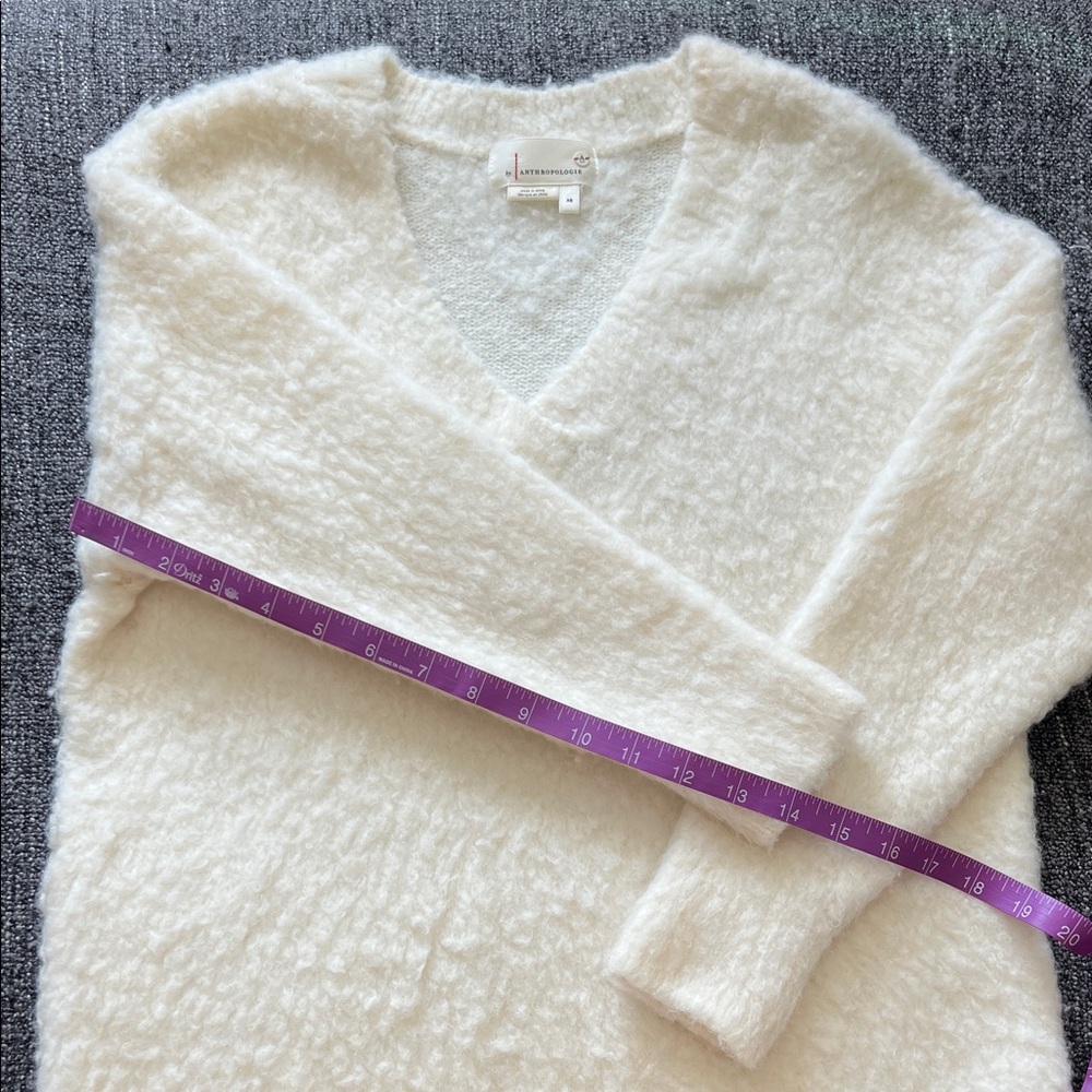 Anthropologie Cream V-Neck Sweater - Picture 10 of 13
